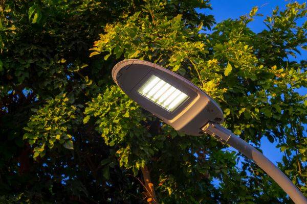 Lampadaire LED