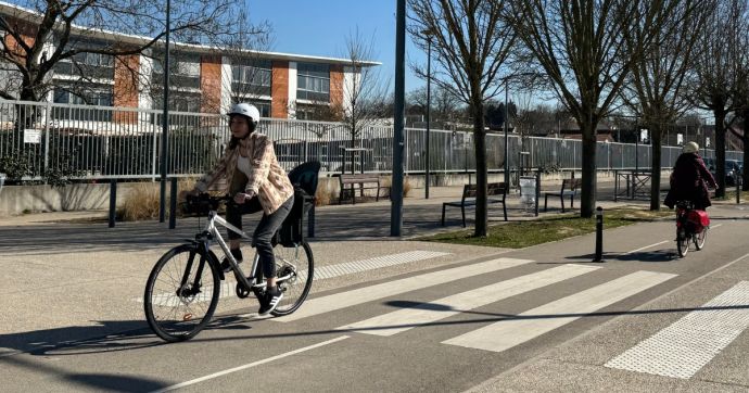 Piste cyclable Chaussée Jules César