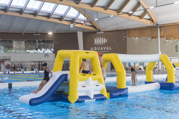 Parc gonflable géant
