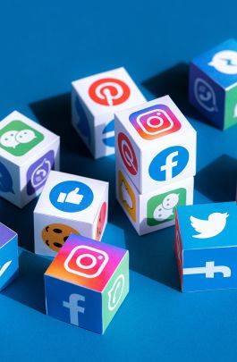 Social medias