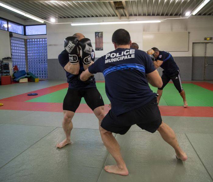 séance d'entraînement de la police