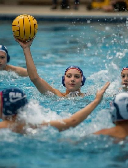 Water-polo adolescents
