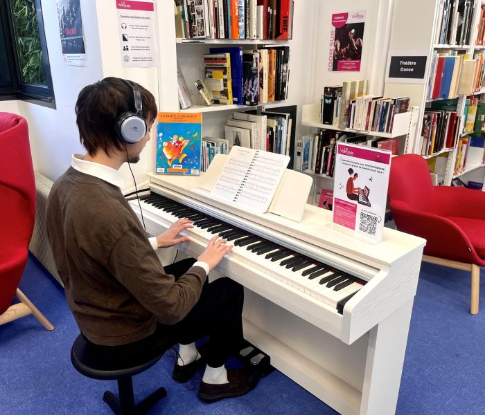Piano médiathèque